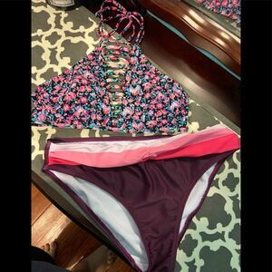 No Boundaries NOBO Swimsuit bikini 👙 Medium 7-9